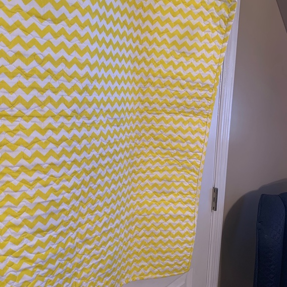 Handmade quilt - Picture 10 of 12